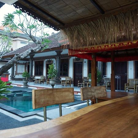 Komala Indah I Hotel Bali ภายนอก รูปภาพ